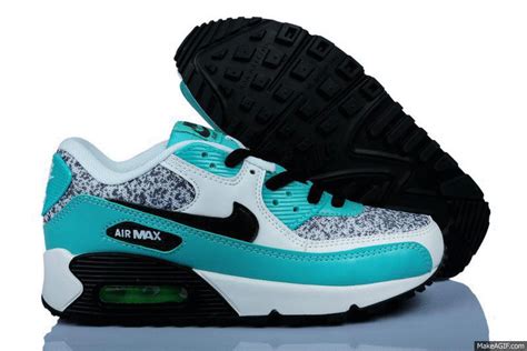 adidasi nike air max ieftini